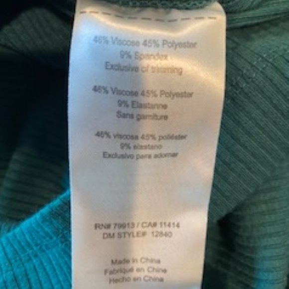 A PEA IN THE POD SZ. M MATERNITY TOP - Picture 7 of 7